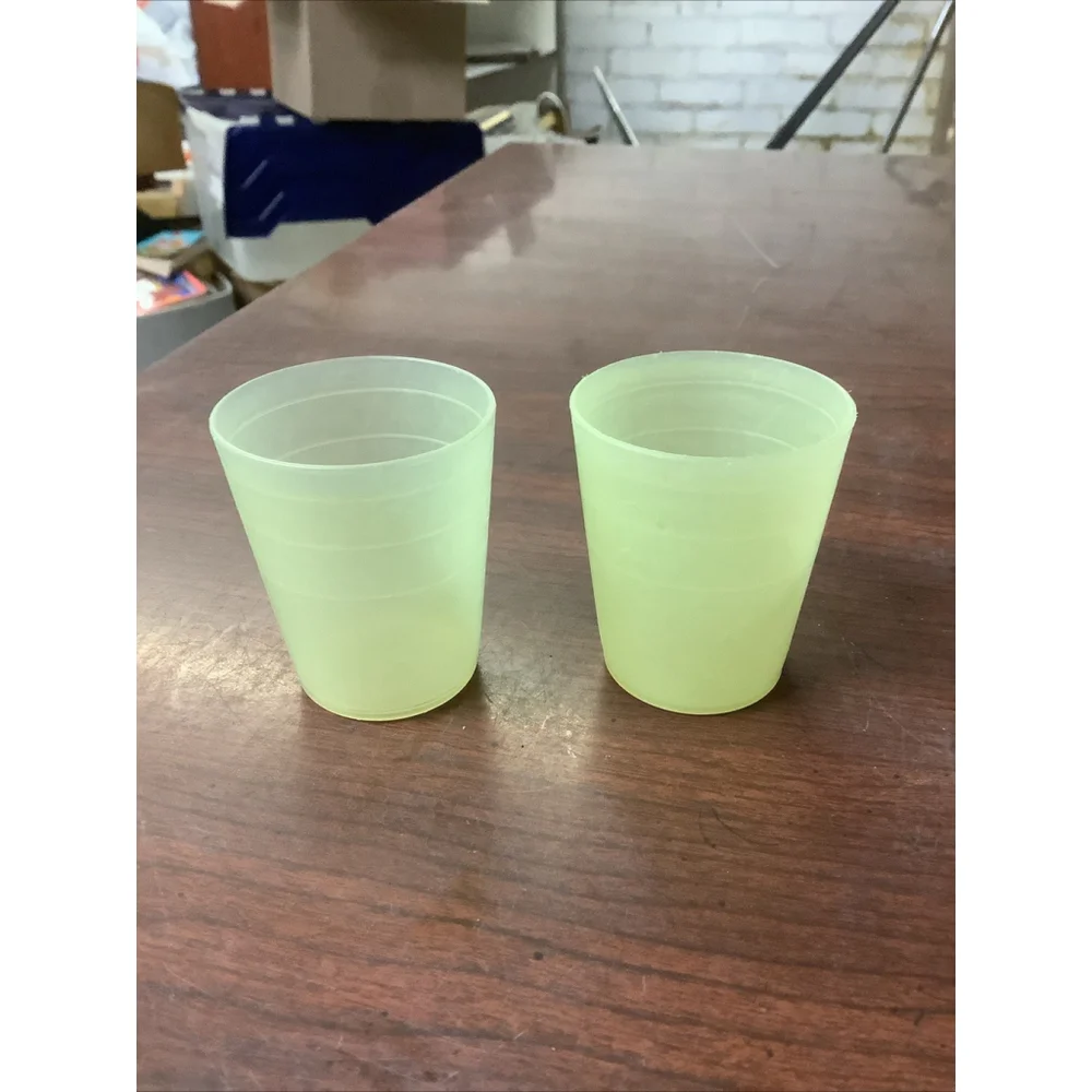 Tupperware good vintage